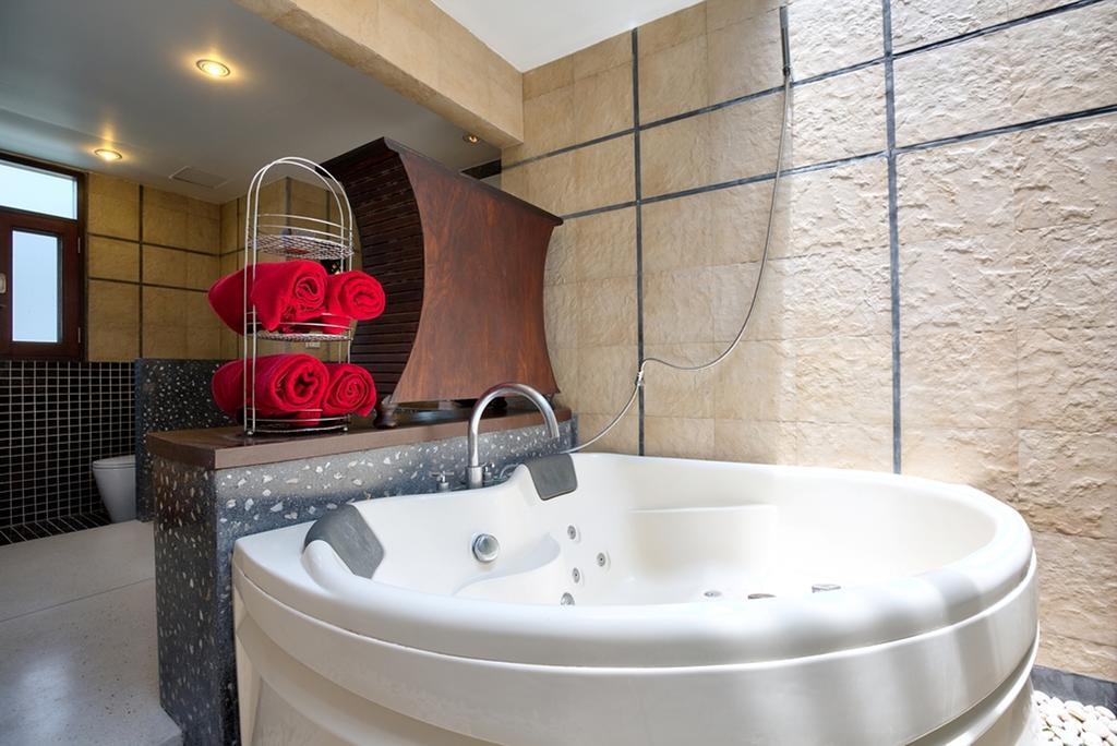 Emerald Sands - Beach Front 4 Bed Pool Villa เกาะสมุย ห้อง รูปภาพ